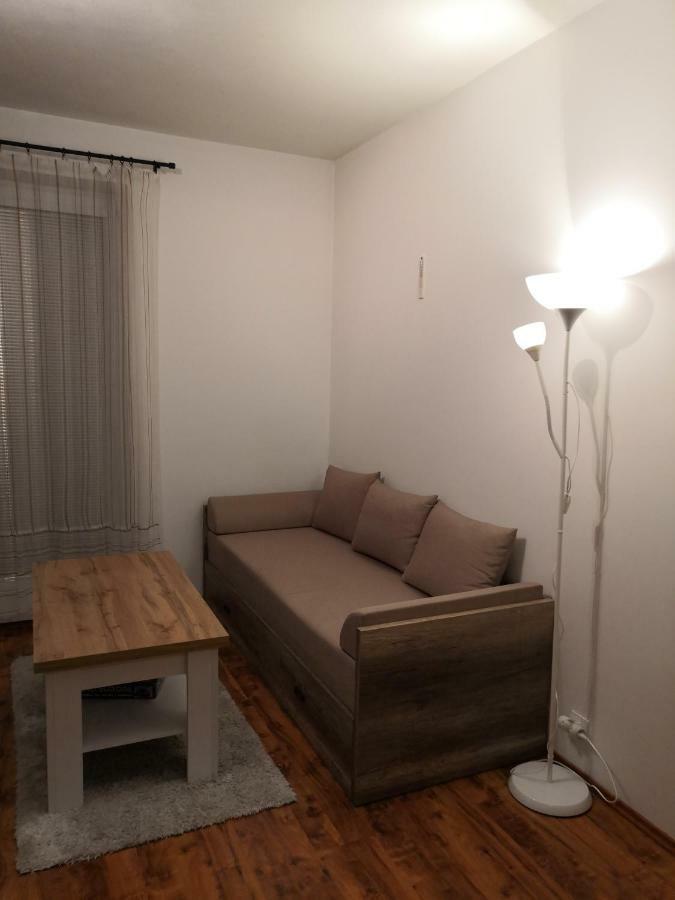 Apartman S Terasou Oscadnica Eksteriør billede